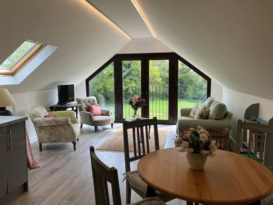 佩特沃斯The Stable, Grove End Farm公寓 外观 照片