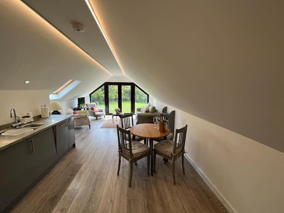 佩特沃斯The Stable, Grove End Farm公寓 外观 照片